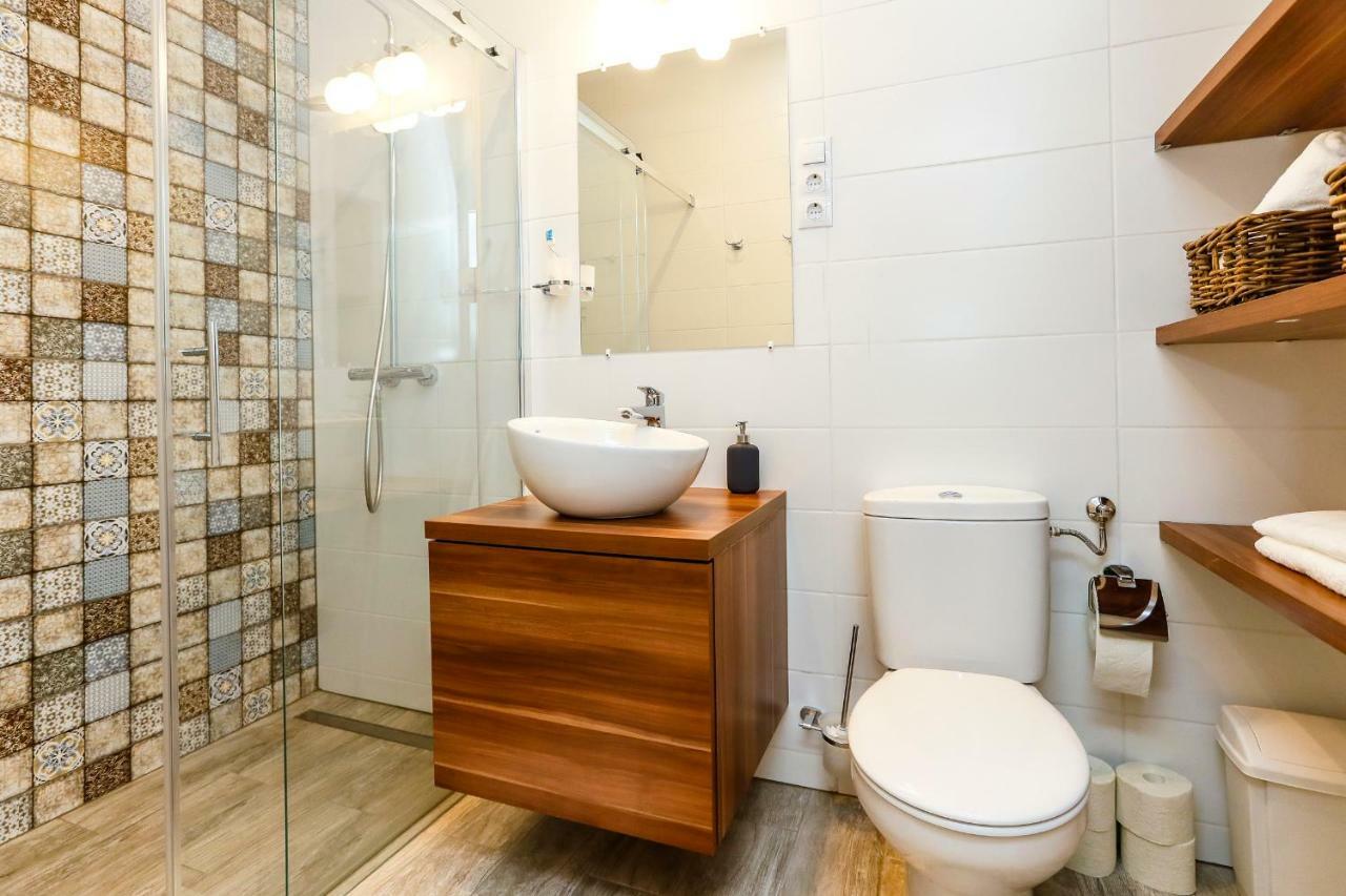 D8 Design Apartment & Studio Eger Esterno foto