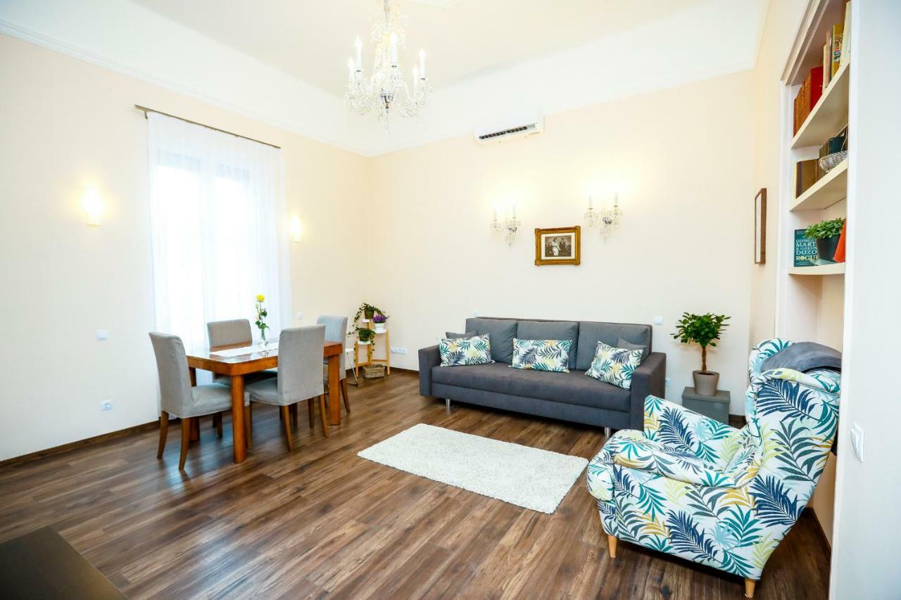 D8 Design Apartment & Studio Eger Esterno foto