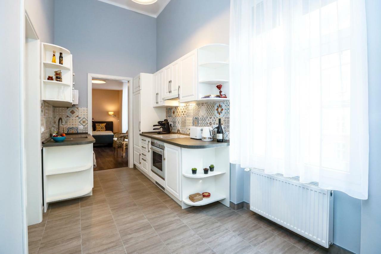 D8 Design Apartment & Studio Eger Esterno foto